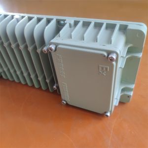 Explosion Proof LED Lamp Fixture RoHS ATEX IECEx for Harsh Environment