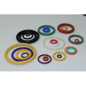 Compression Molding Technology For Rubber O Rings High Tear Strength 16-30 N/Mm
