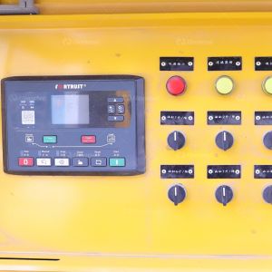 Construction Waste Recycling and Crushing Waste Metal Crawler Mounted Shredding