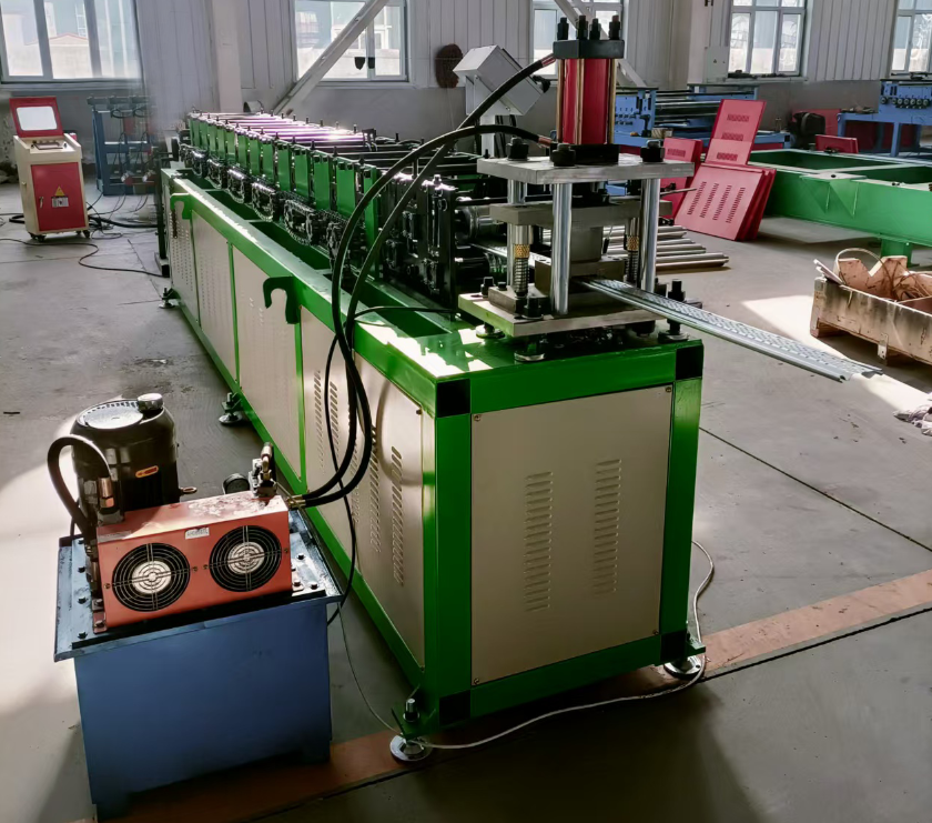 Metal Roller Up Door Making Machinery Roller Shutter Door Steel Slat Roller Roll