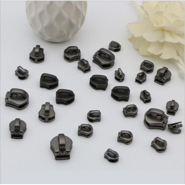 High level all kinds of size metal handbag hardware zinc alloy zipper sliders