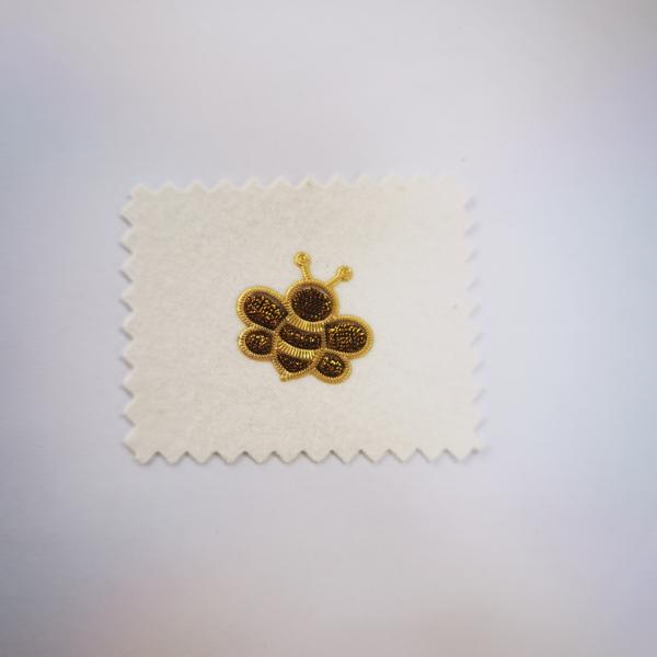 Quality Stylish And Lovely Bee Embroidery Patch Electroplating For Clothing wholesale