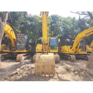 China                  Used Popular Medium Excavator Komatsu PC200-8 on Sale, Komatsu Hydraulic Track Digger PC200 PC220 PC240 PC300 PC350 PC360 with Low Price High Quality for Sale              on sale