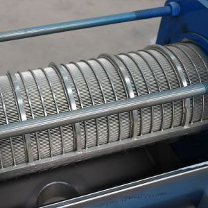 Continuous Operation Cow Manure Dewatering Machine Solid Liquid Separator