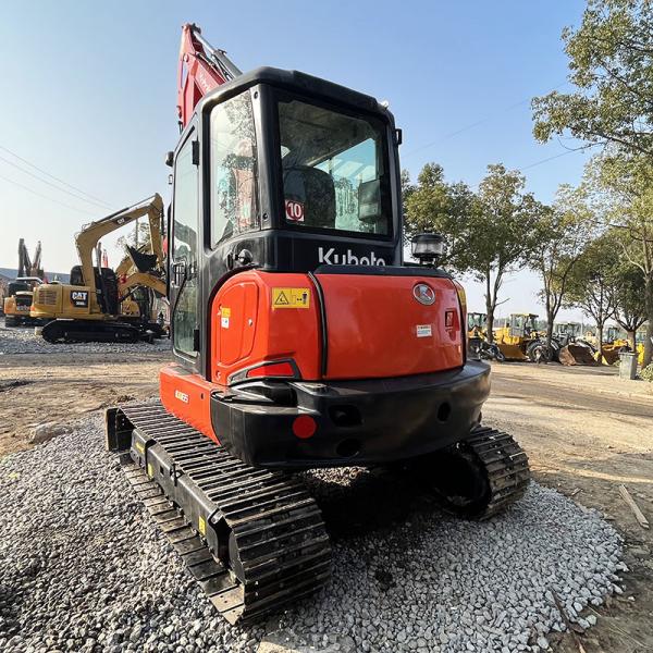 5.5 Ton Used Kubota Excavators Small Size 0.24m3 Bucket Capacity Original Version
