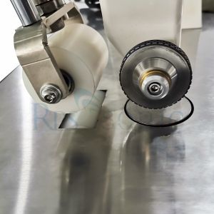 20Khz 1500w Ultrasonic Lace Sewing Machine For Nonwoven Cutting