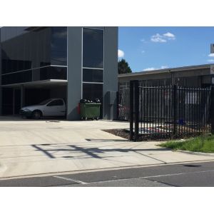 Boundary protection welded galvanized steel temporary picket fence tubular