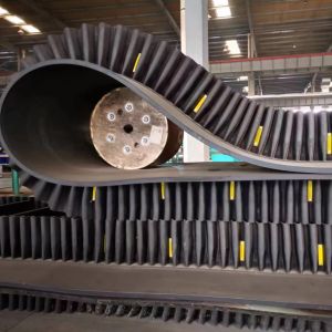 Versatile S Rubber Steel Cord Corrugated Sidewall Conveyor Belt