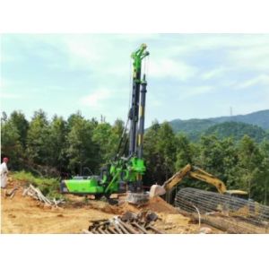 150 KN.M Rotary Hydraulic Piling Rig Hole Bored For Construction Stratum Torque