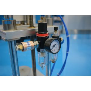 Semi Automatic 15mm Perfume Bottle Crimper With Pedal Fully Pneumatic Drive