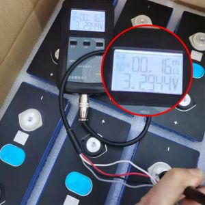 3.2v 100ah 200ah Lithium Ion Phosphate Batteries 3.2v 304ah Lifepo4 Prismatic