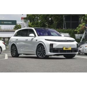 China New Li Auto SUV 2025 Year 4WD Extended Range Car Durable Powerful Ideal Car With Customized Color on sale