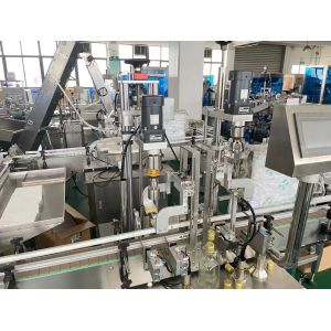 1000Bph-2000bph Automatic Bottle Capping Machine Customized Linear Type