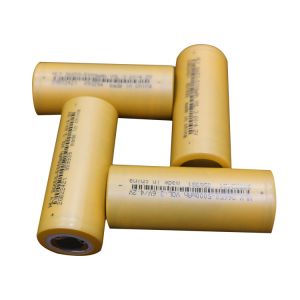 Energy Storage 3.2 V Solar Rechargeable Batteries 26650 High Drain Battery For