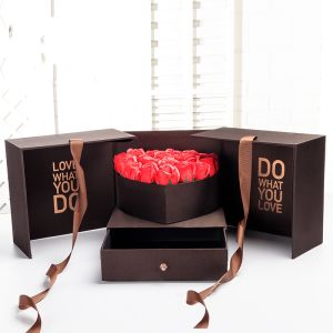 Custom Print Rose Magnet Closure Double Layer Heart Shaped Flower Box with