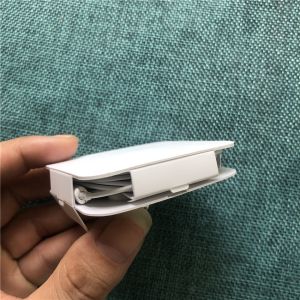 60g lightning Wired Earbuds Volume Control In Ear Stereo Earphones With Mic