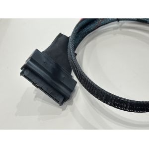 SFF-8654 8i to SFF-8654 8i High-Speed Mini SAS HD Connector Cable, 1.0 m 32AWG