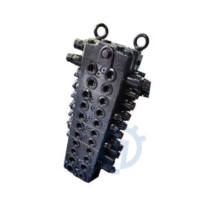 China Komatsu Excavator Spare Parts PC30 Control Valve Excavator Control Valve PC30 Hydraulic Valve on sale