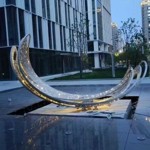 Versatile And Durable Metal Feather Sculpture With Lights Suitable For Office