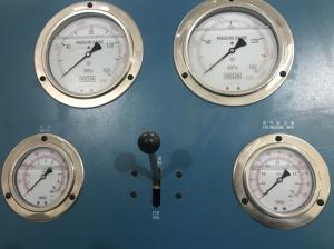 China Pneumatic Fuel Valve Test Device Can Test Man Mk98 With Pointer Pressure Gauge on sale