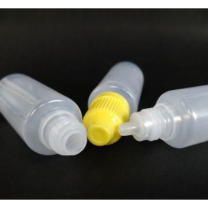 Customize Plastic Dropper Bottles in Transparent Black with Screw Cap