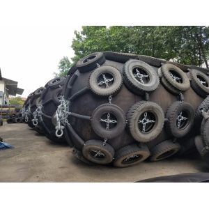Dia 0.5m-4.5m Pneumatic Rubber Fender D Fender Rubber Marine Foam Filled