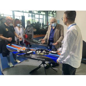 Experience the Thrill of Speed Surfing with Our Upgraded Carbon Fibre Power