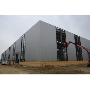 ISO Certified Prefabricated Steel Structure Building for Commercial Use