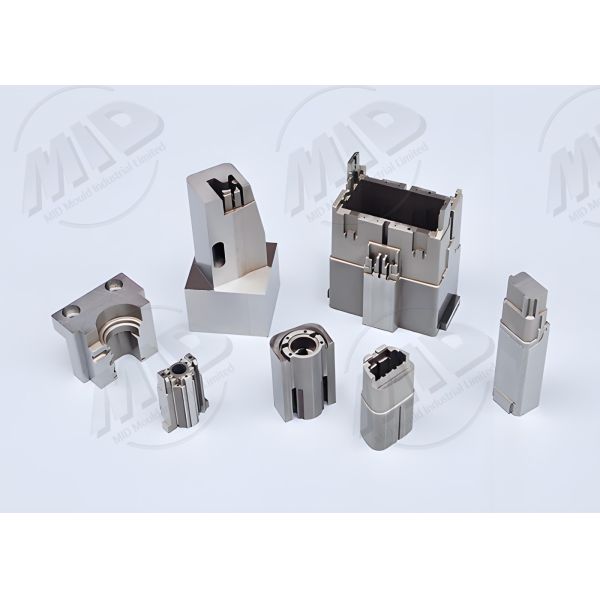 Polishing Precision Injection Mould 1 - 20 Cavities Customized Injection Moulds