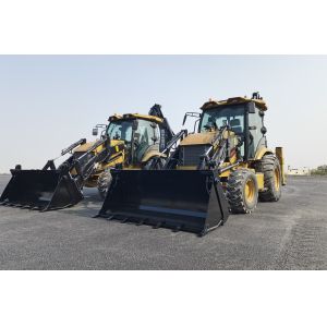 Quancheng Hydraulic Pump 4x4 Mini Tractor Excavator Backhoe Loader with Luxury