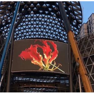 Small Pixel Outdoor LED Video Walls Full Color LED Screen P4 P5 P6 Waterproof