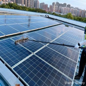 Manul Carbon Fiber Telescopic High Pressure Solar Panels Cleaning Brush