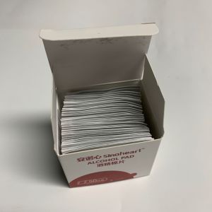 OEM ODM Latex free 6*6cm 75% Alcohol Cleaning Pads