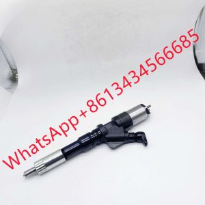 Best price diesel engine spare part fuel injector nozzle C095000-0800 095000