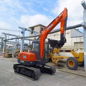 Doosan DH 55 5 Ton Smail Send Hand Excavator from Korea 2020 Model with 2001