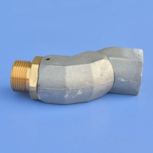 Standard Size Multi-Angle Swivel Fuel Nozzle for Petrol Service Equipment