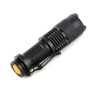 Metal LED Emergency Flashlight 100 Lumens Mini Torch Dry Battery For Promotion