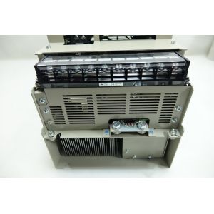 Yaskawa SGDM-75AC-SD1 AC SERVO AMPLIFIER 200-230V 41A 7.5KW NEW