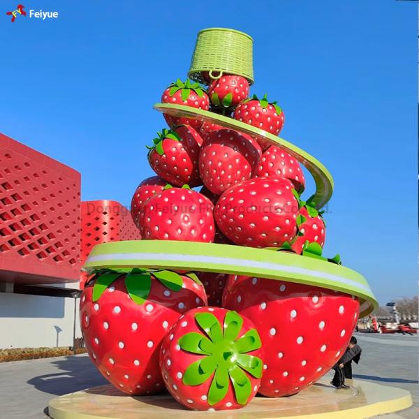 Quality Customized Resin Fruit Statue Outdoor Decorative Fiberglass Strawberry Sculpture wholesale