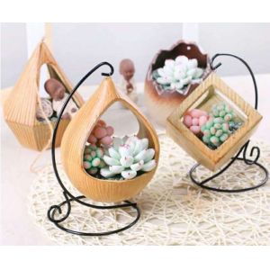 China Ceramic and Iron Flower Pot for Garden or Home Decoration on sale