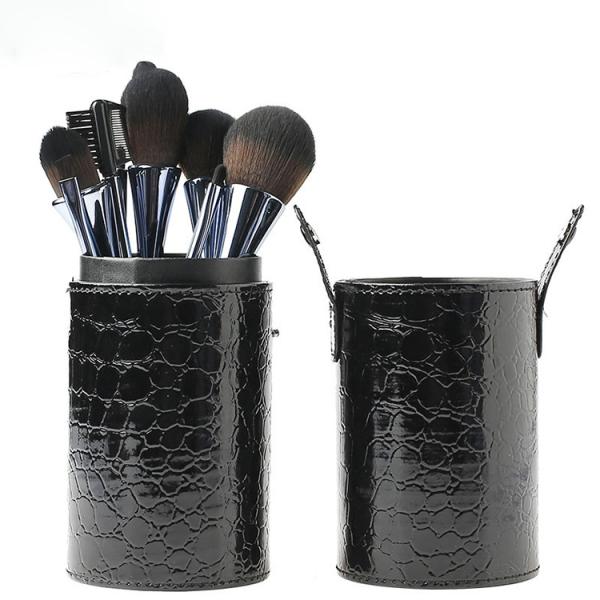 Classical 7 PCS Cosmetic Plastic Makeup Brush Ultra Soft Plush Synthetic