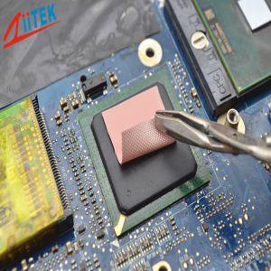 1.0W/mK Silicone Thermal Insulation Materials -50 to 180℃ Pink 16" X 18" 16" X