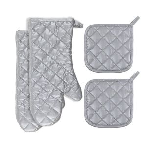China Waterproof Protective Silver Oven Mitts Heat Insulation Customized Patterns  on sale