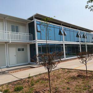 40ft Prefabricated Container House with Steel Structure and Online Technical