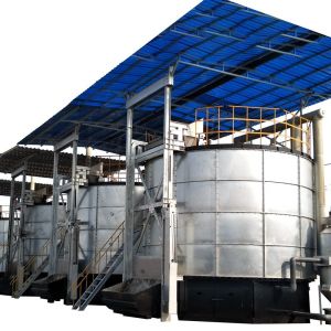 Composting Device For Energy Saving Fertilizer Production On Farms And