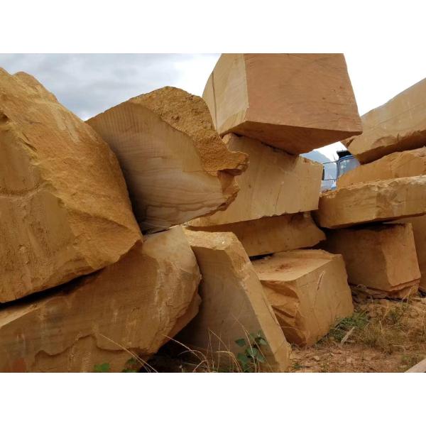 Resilient Split Face Sandstone Cladding Tiles For Landscape Projects