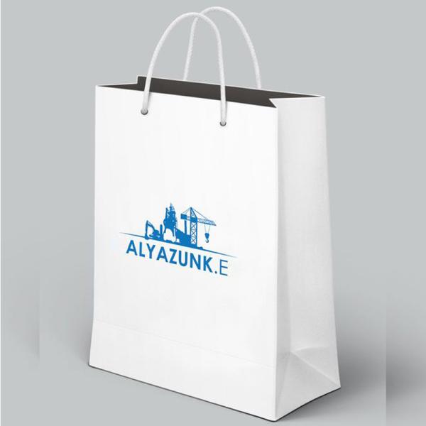 Quality Foldable Wedding Custom White Paper Bags 200gsm Varnishing Surface Handling wholesale