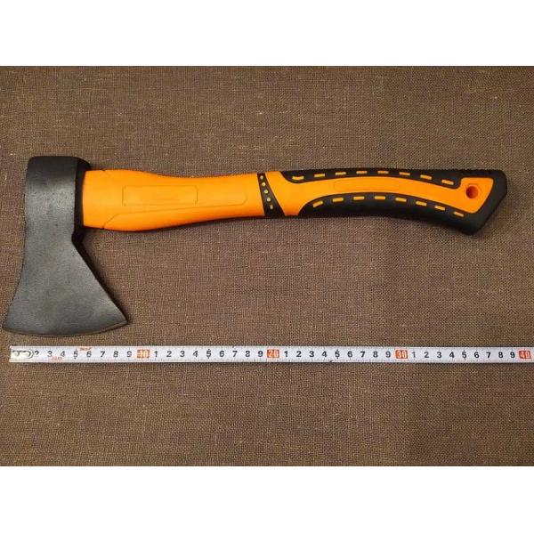 Carbon Steel Double Colors Plastic Handle Hand Working Axe (XL-0139) in Hand