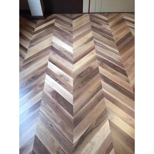 Quality C Grade And Natural Lacquered Chevron Pattern Parquet Eco Friendly wholesale