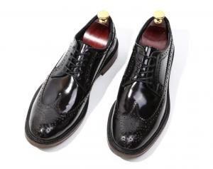 China Brand Italian Mens Leather Shoes Flats Footwear Black Slip On Dress Shoes on sale